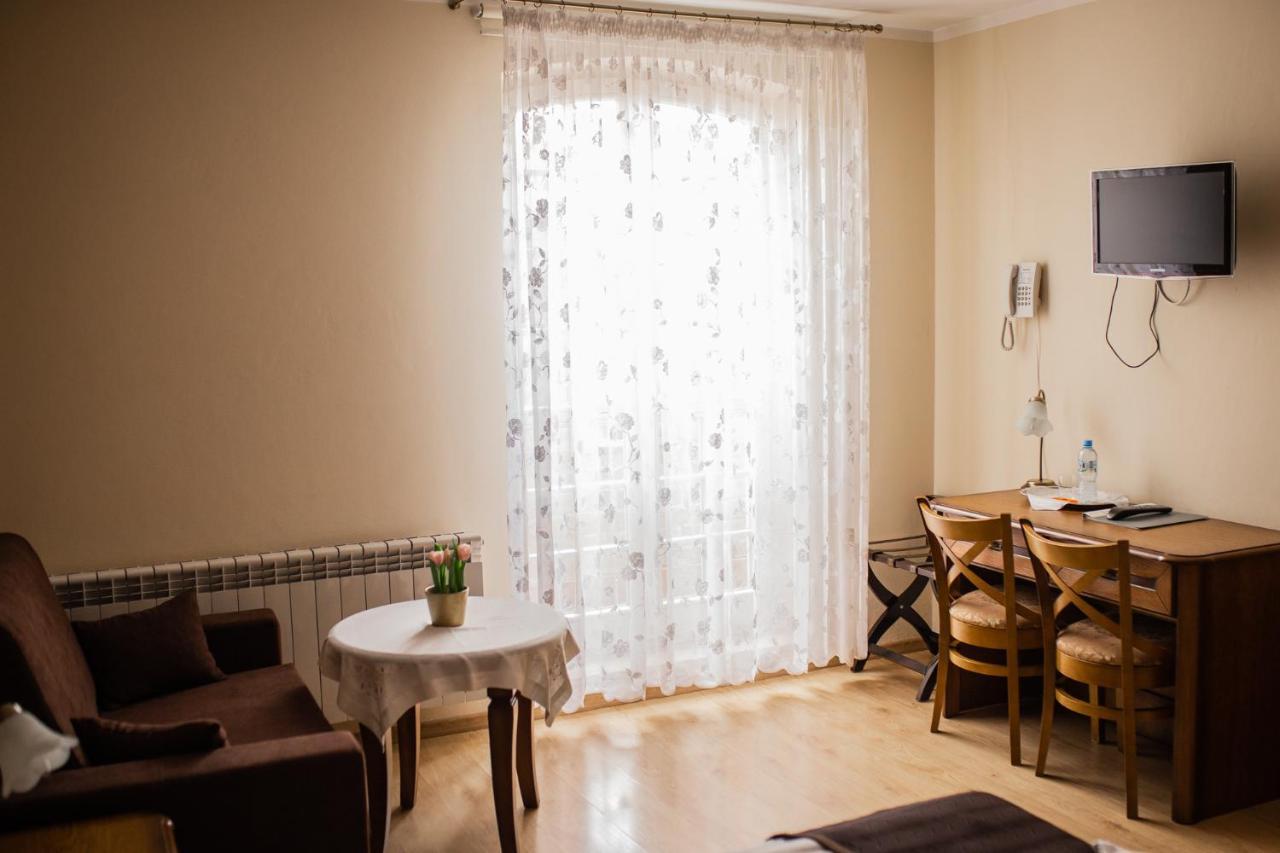Hotel Przedzamcze Dzialdowo Kültér fotó
