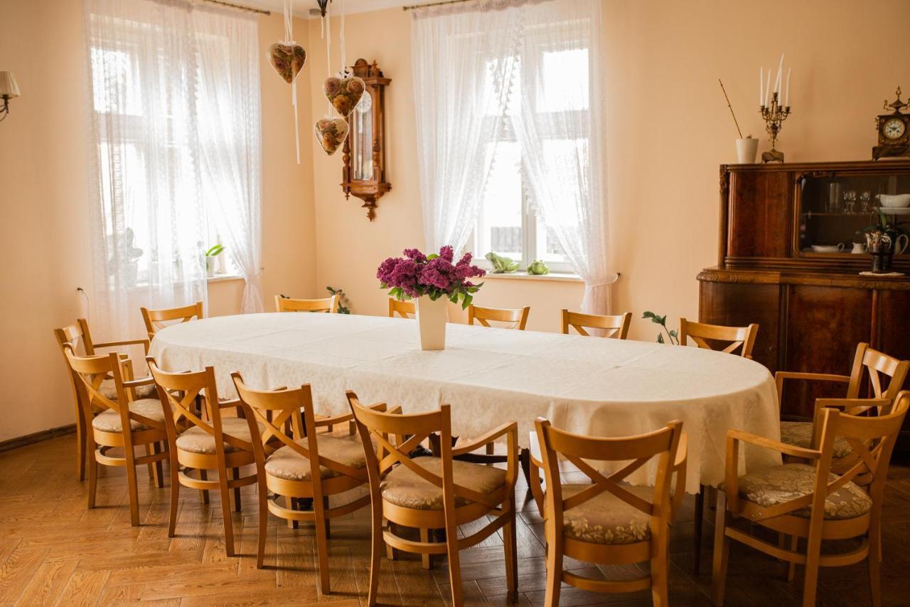Hotel Przedzamcze Dzialdowo Kültér fotó